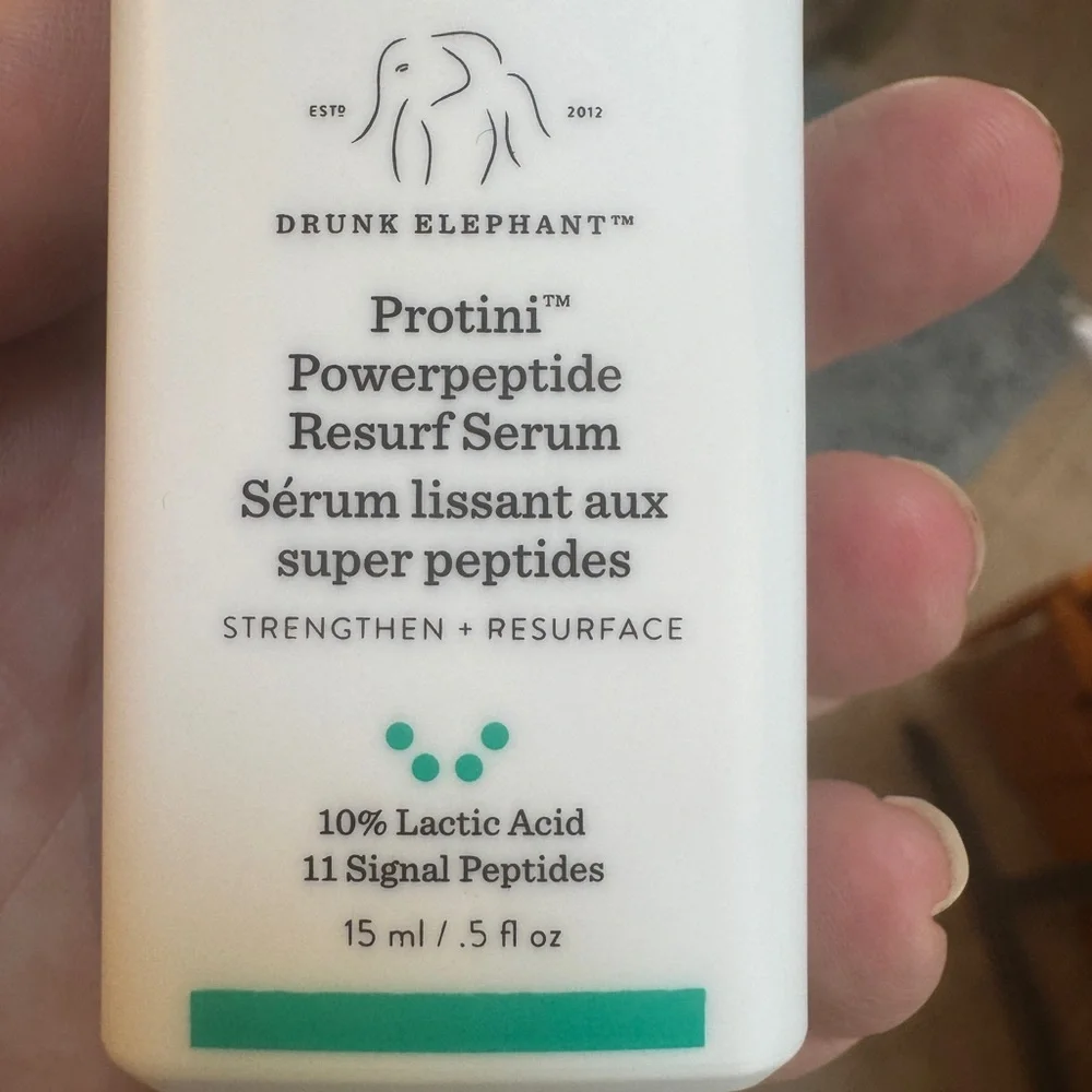 NEW Drunk Elephant Powerpeptide Resurfacing Serum Travel Size .5 Fl Ozj